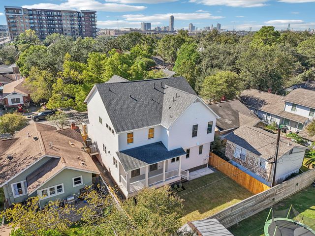 709 Ridge Street, Houston, TX 77009