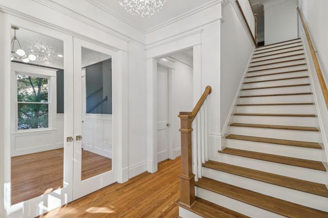 709 Ridge Street, Houston, TX 77009