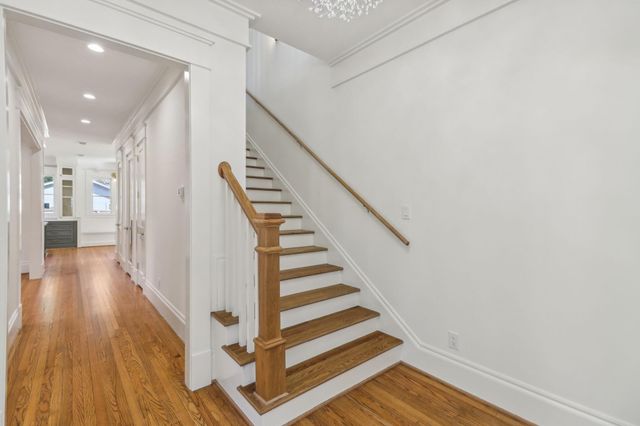 709 Ridge Street, Houston, TX 77009