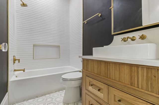 709 Ridge Street, Houston, TX 77009