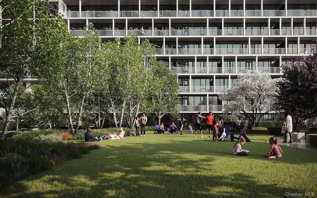 131-02B 40TH Road 9O, Flushing, NY 11354