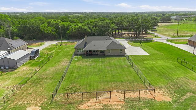 1212 County Road 4797, Springtown, TX 76082