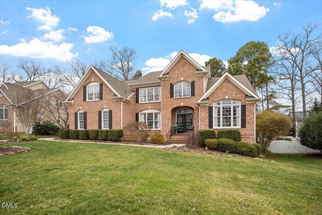 9208 Club Hill Drive, Raleigh, NC 27617