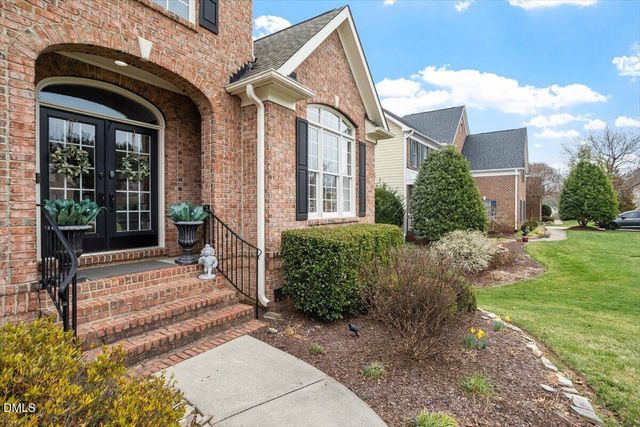 9208 Club Hill Drive, Raleigh, NC 27617