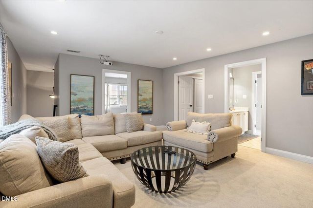 9208 Club Hill Drive, Raleigh, NC 27617