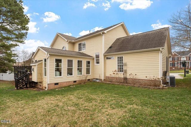 9208 Club Hill Drive, Raleigh, NC 27617