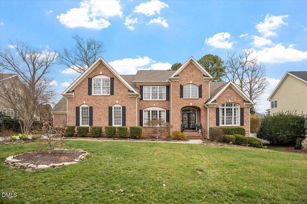 9208 Club Hill Drive, Raleigh, NC 27617