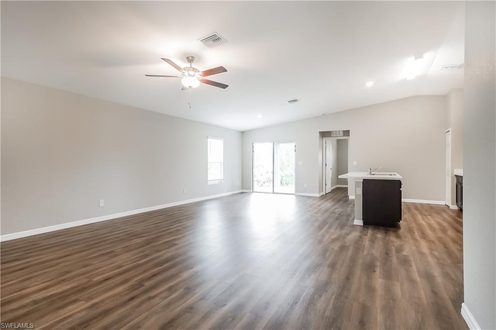 856 Anchor ST E, LEHIGH ACRES, FL 33974 — photo 2