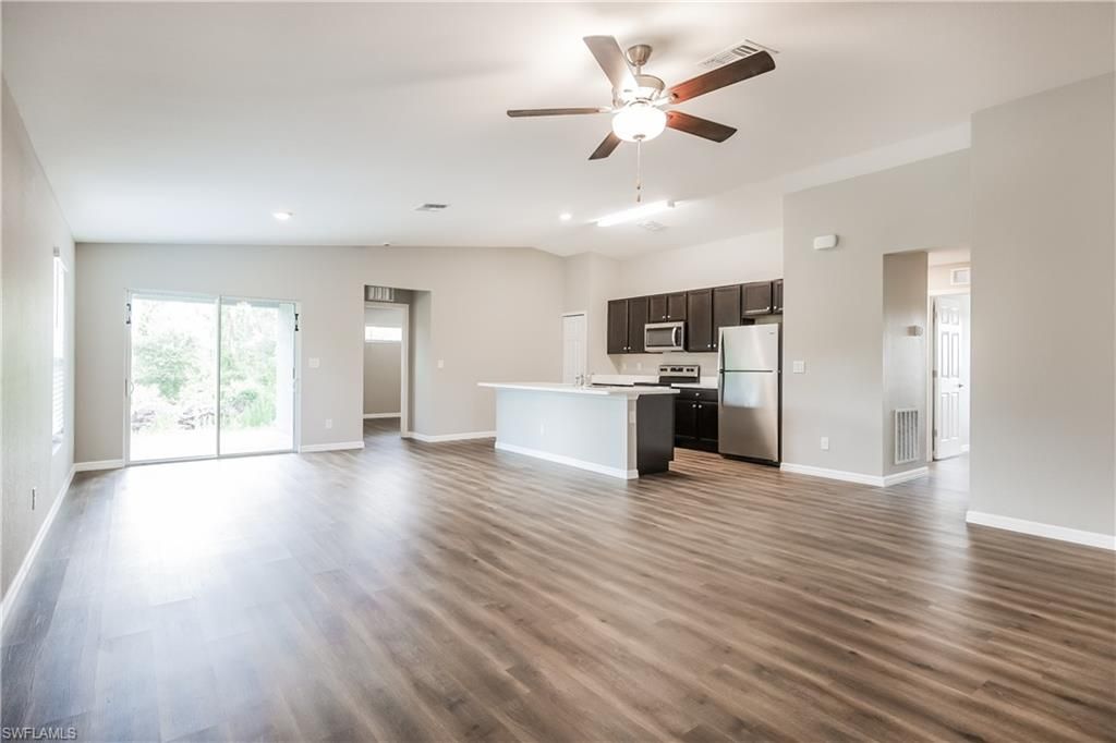 856 Anchor ST E, LEHIGH ACRES, FL 33974 — photo 3