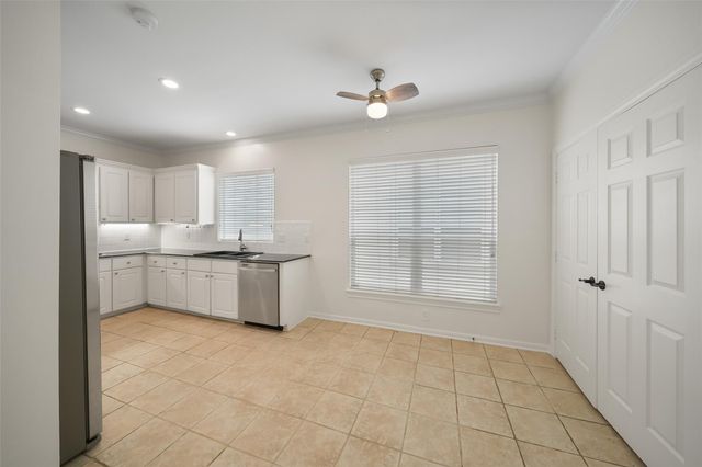 5103 Eigel Street, Houston, TX 77007