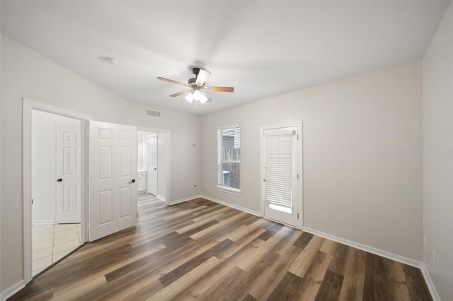 5103 Eigel Street, Houston, TX 77007