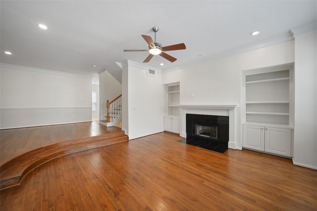 5103 Eigel Street, Houston, TX 77007