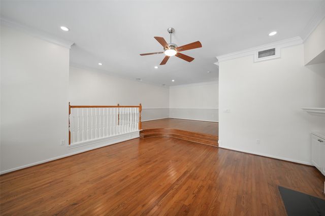 5103 Eigel Street, Houston, TX 77007