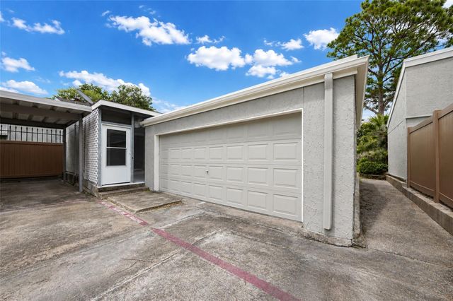 2415 Briarwest Boulevard, Houston, TX 77077