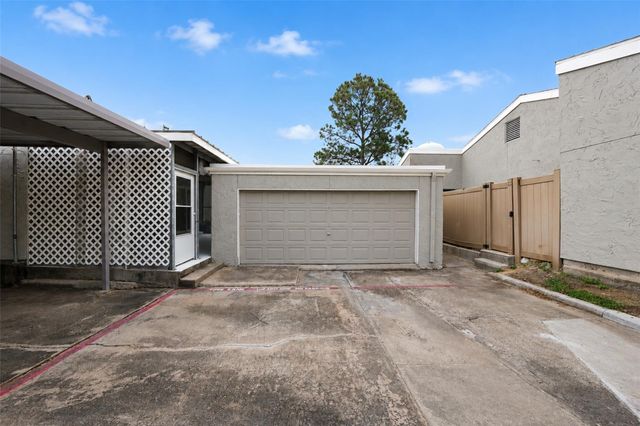2415 Briarwest Boulevard, Houston, TX 77077