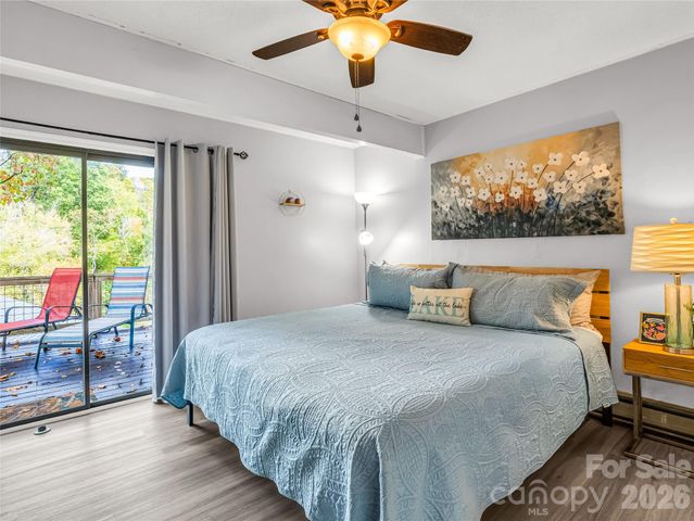 486 Oxford Road, Lake Junaluska, NC 28745