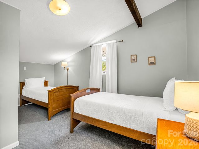 486 Oxford Road, Lake Junaluska, NC 28745