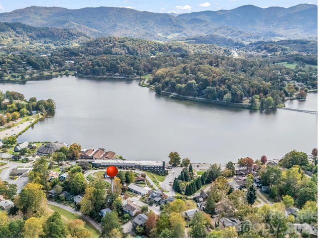 486 Oxford Road, Lake Junaluska, NC 28745