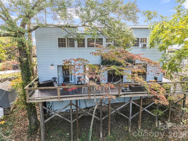 486 Oxford Road, Lake Junaluska, NC 28745