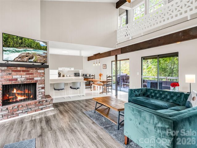 486 Oxford Road, Lake Junaluska, NC 28745