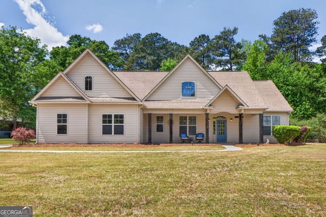 127 Lambdin Circle, Barnesville, GA 30204
