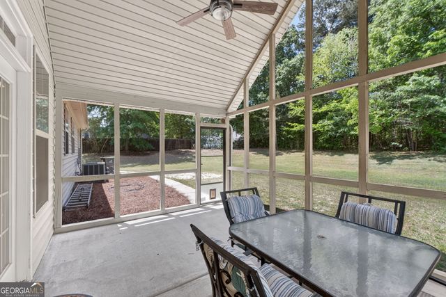 127 Lambdin Circle, Barnesville, GA 30204