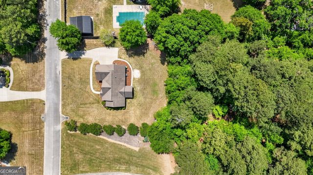 127 Lambdin Circle, Barnesville, GA 30204