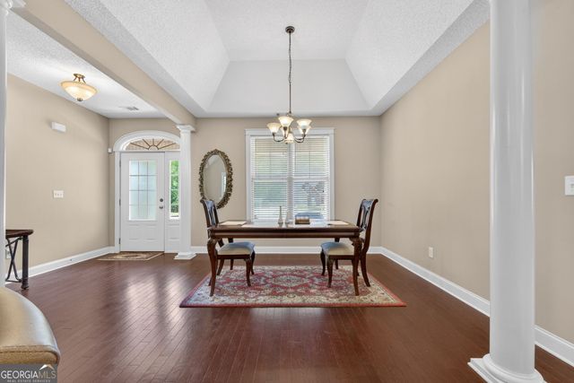 127 Lambdin Circle, Barnesville, GA 30204
