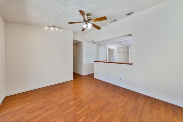 7869 Valley Quail Ct, Antelope, CA 95843