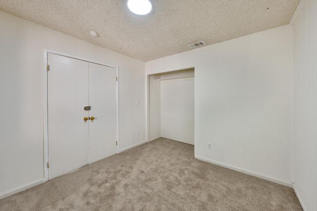 7869 Valley Quail Ct, Antelope, CA 95843