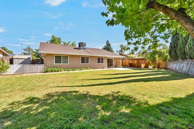 7869 Valley Quail Ct, Antelope, CA 95843