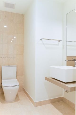 1000 Brickell Plz 3208, Miami, FL 33131