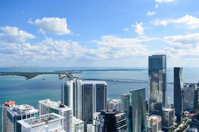1000 Brickell Plz 3208, Miami, FL 33131