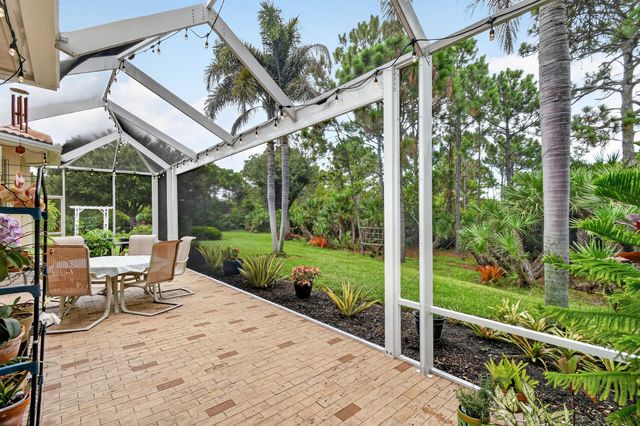 4577 NW Red Bay Circle, Jensen Beach, FL 34957