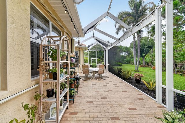 4577 NW Red Bay Circle, Jensen Beach, FL 34957