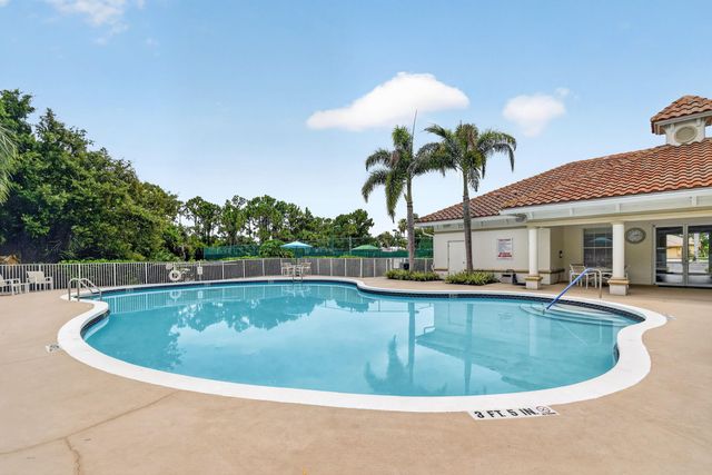 4577 NW Red Bay Circle, Jensen Beach, FL 34957