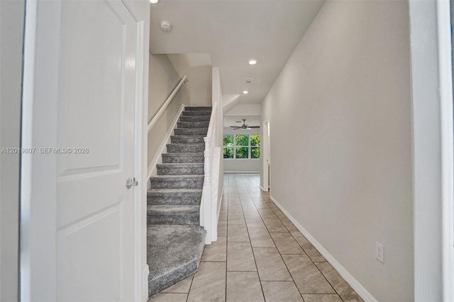 4764 Eucalyptus Dr, Hollywood, FL 33021