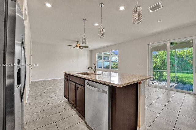 4764 Eucalyptus Dr, Hollywood, FL 33021