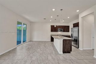 4764 Eucalyptus Dr, Hollywood, FL 33021