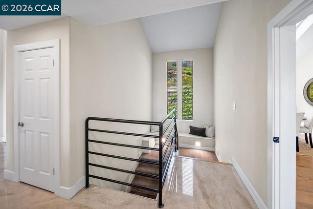 172 Rudgear Dr, Walnut Creek, CA 94596