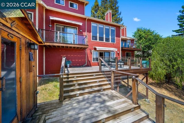 172 Rudgear Dr, Walnut Creek, CA 94596