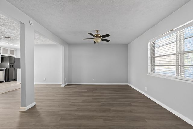 2120 Nottingham Boulevard, Fort Worth, TX 76112