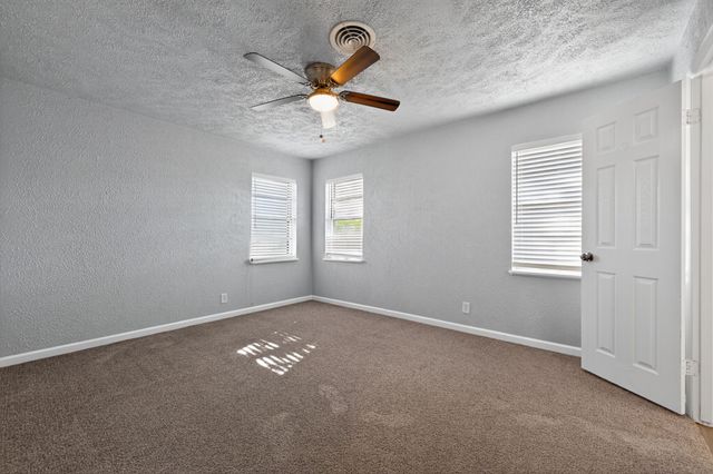 2120 Nottingham Boulevard, Fort Worth, TX 76112