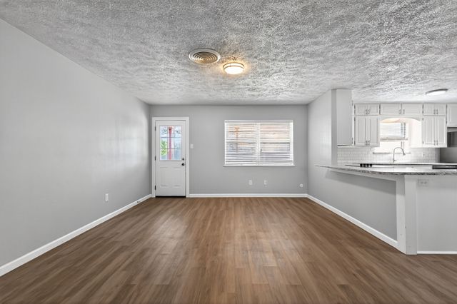 2120 Nottingham Boulevard, Fort Worth, TX 76112