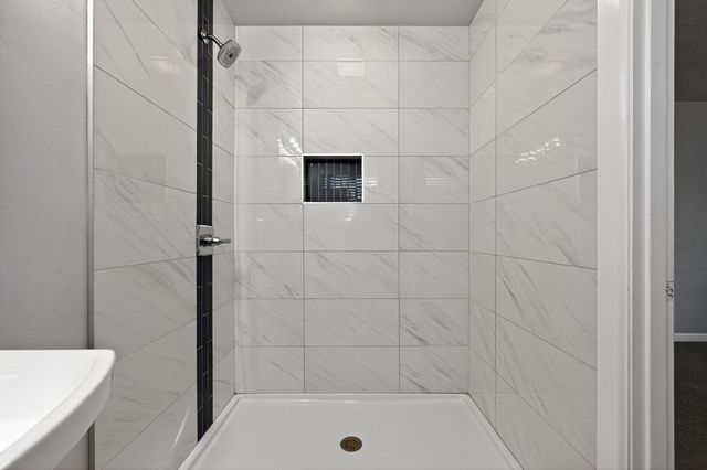 2120 Nottingham Boulevard, Fort Worth, TX 76112