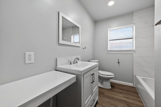 2120 Nottingham Boulevard, Fort Worth, TX 76112