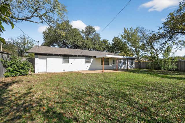 2120 Nottingham Boulevard, Fort Worth, TX 76112