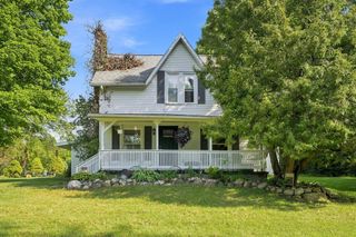 13921 Old 14 Mile Road, Greenville, MI 48838