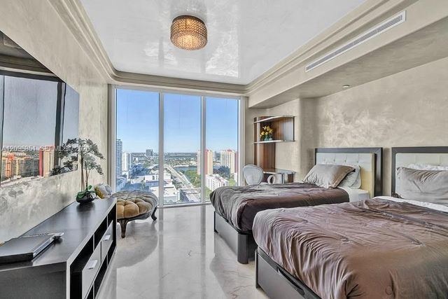 16699 Collins Avenue 2508, Sunny Isles Beach, FL 33160