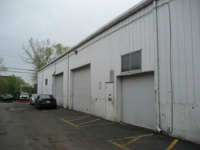 603 W WISE Road, Schaumburg, IL 60193